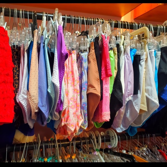 Meet your Posher, Steven been collecting for a long time . - Picture 1 of 1